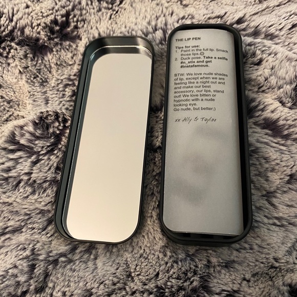 BNIB NUDESTIX Matte Lip Pen Set - Picture 2 of 9